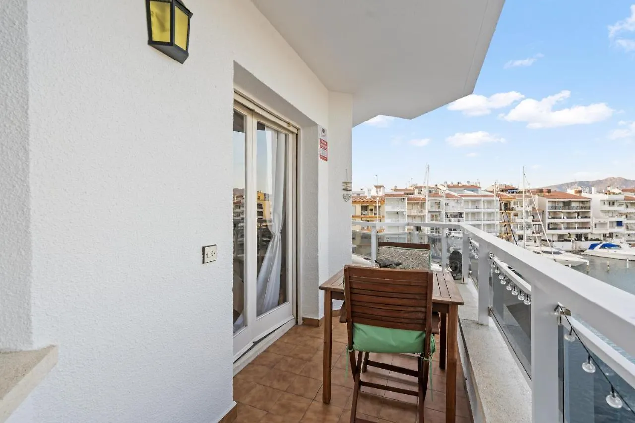 Welcs Apartamento 055 Emp Con Terraza Y Vistas Al Canal Empuriabrava 0*,